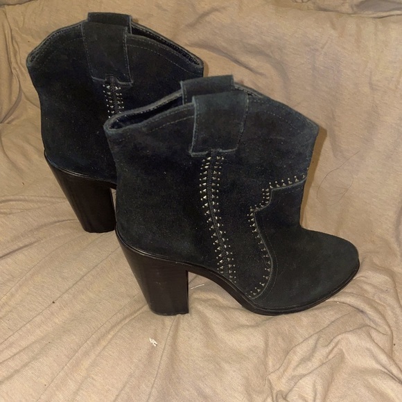 Joie Monte Western Ankle Bootie (size 7) - Picture 5 of 5